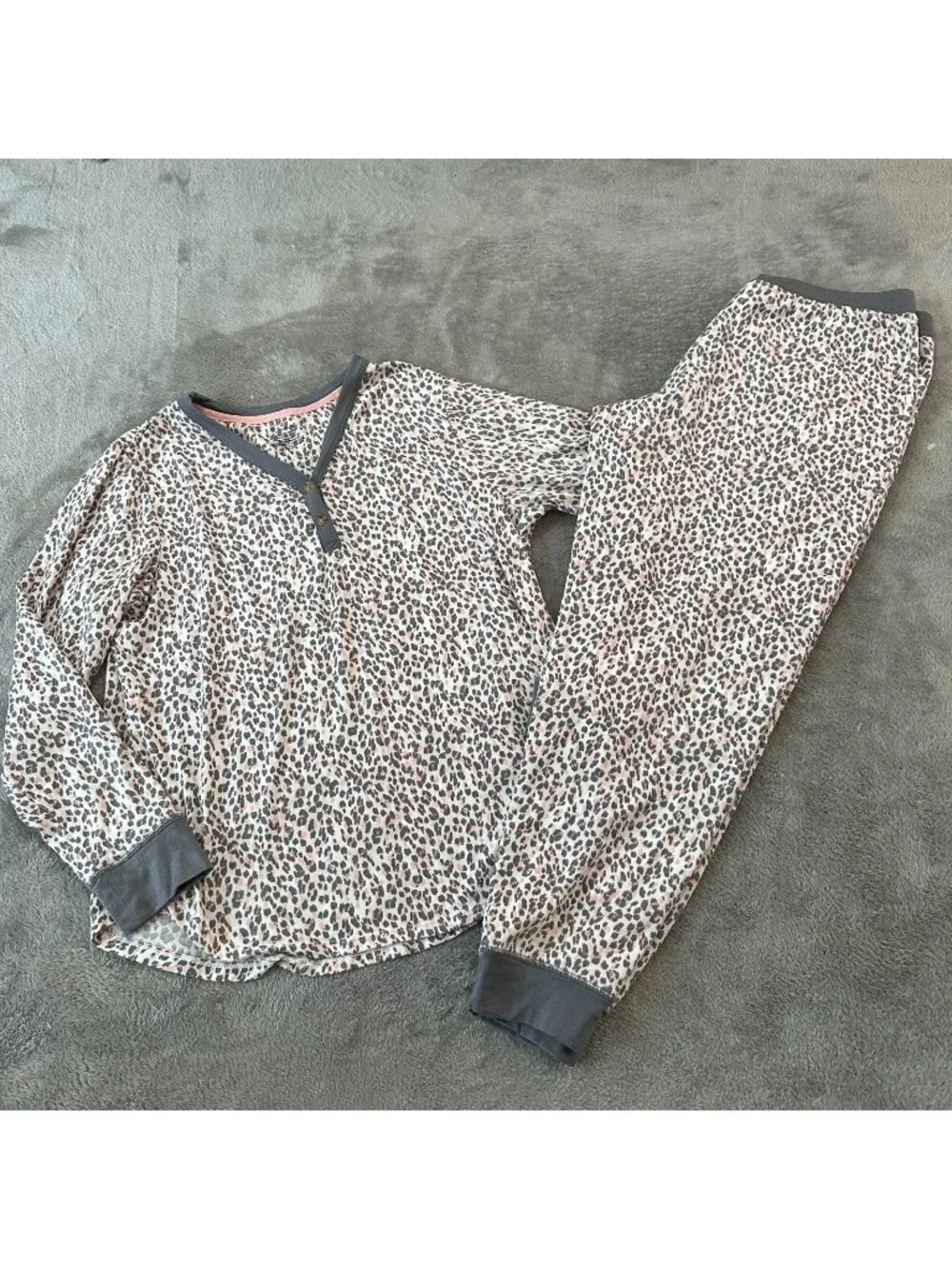 CuddlDuds Cuddl Duds Pajamas Set Women's MEDIUM Pants Shirt Animal Print
